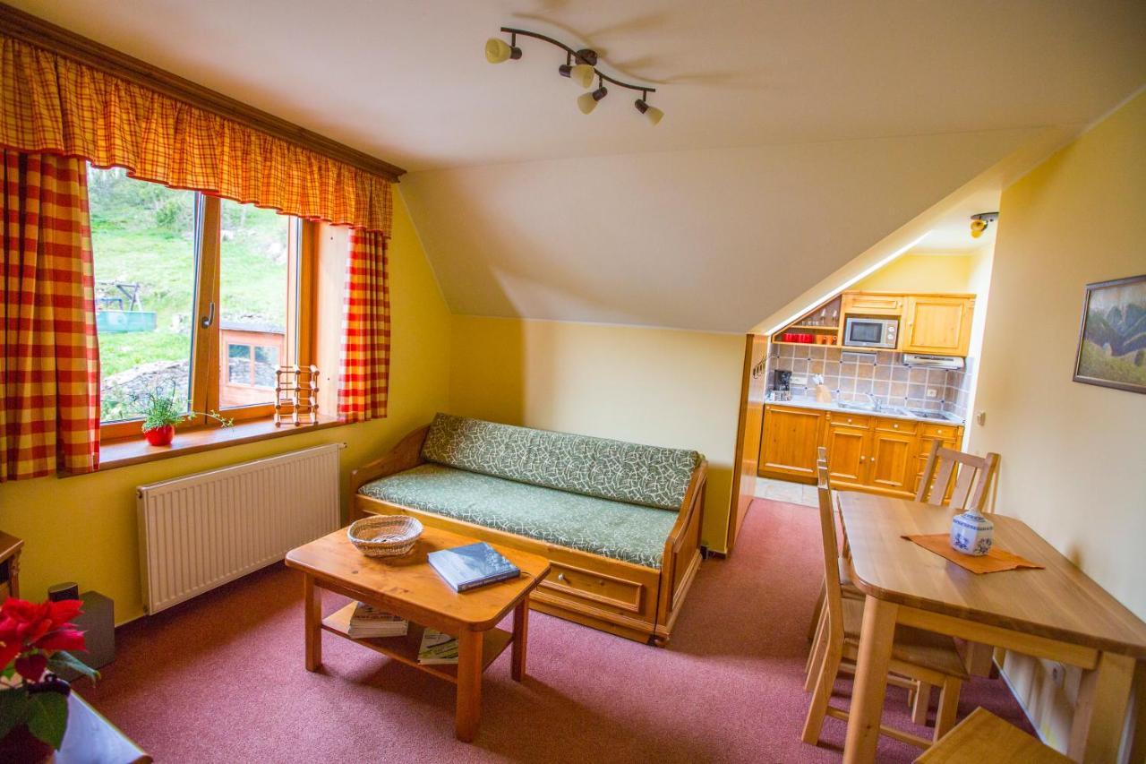 Happy House Apartments & Sauna Шпиндлерув-Млин Экстерьер фото