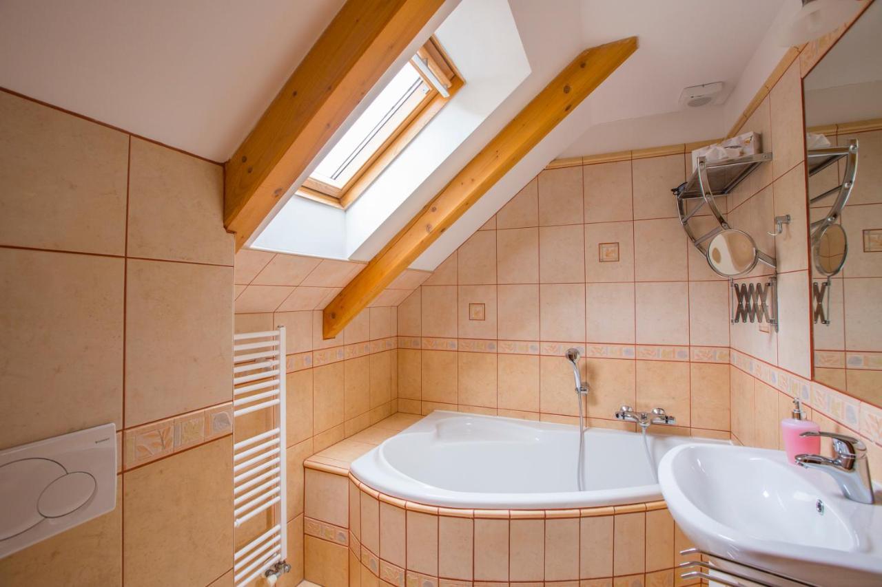 Happy House Apartments & Sauna Шпиндлерув-Млин Экстерьер фото